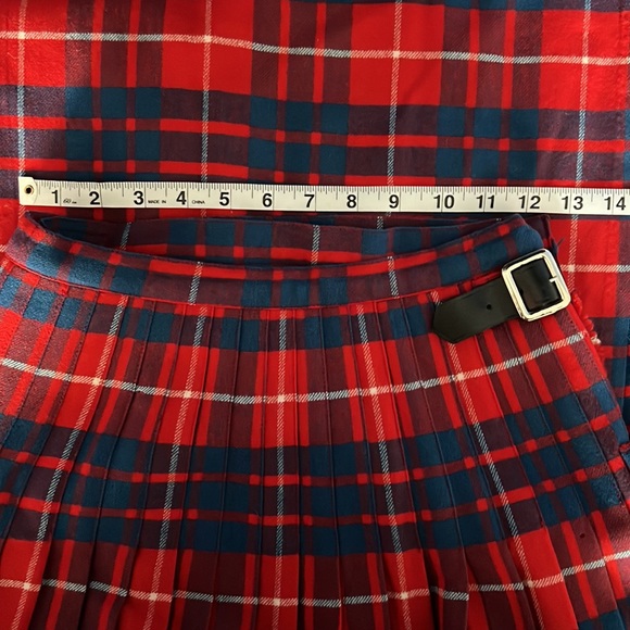 Beautiful Vintage Kilt, Tartan, size 12, 41” long - Picture 8 of 11